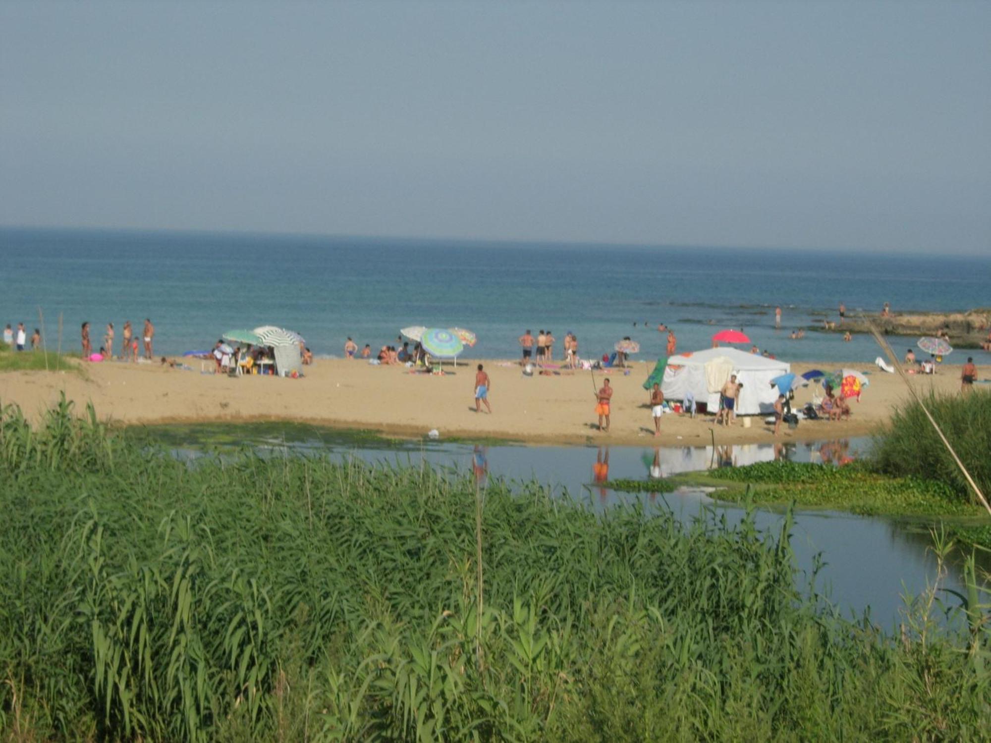 Villa Luna A Pochi Passi Dalla Spiaggia Avola Exterior foto
