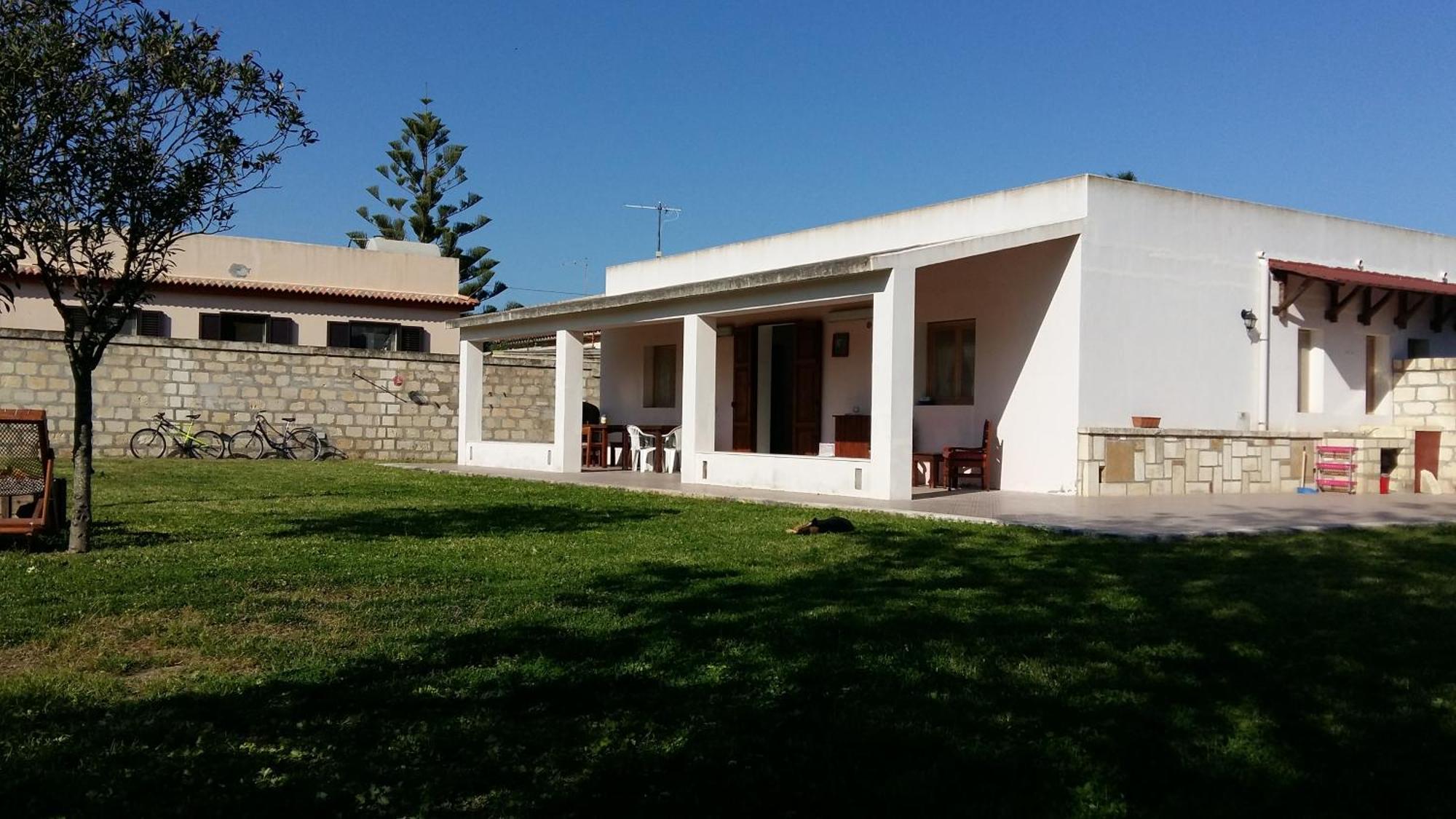 Villa Luna A Pochi Passi Dalla Spiaggia Avola Exterior foto